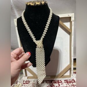 Faux Pearl Necklace Tie With Gold Tine Hardware